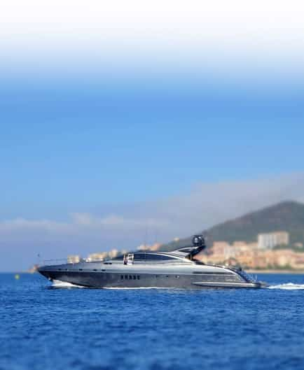 Mangusta 92 boat rental